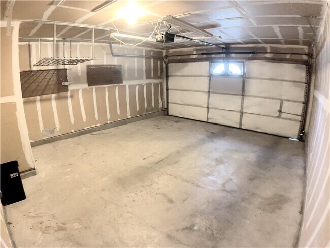 Building Photo - 3112 Settlement Dr