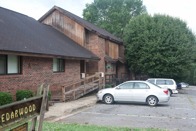 Primary Photo - Cedar Wood Apartments