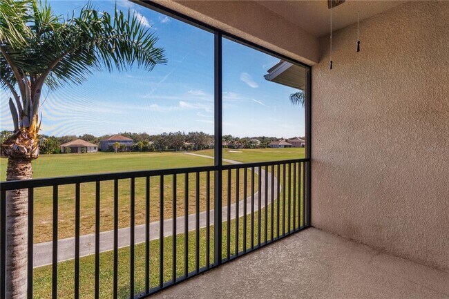 Building Photo - 819 Fairwaycove Ln