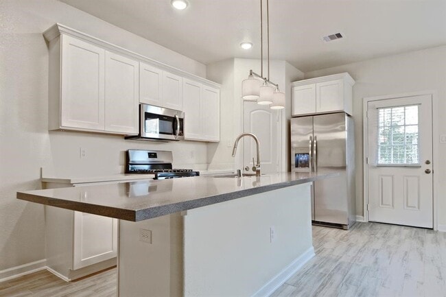 Building Photo - 13518 Villa Arbor Dr