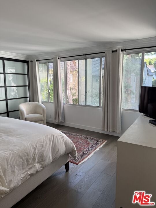 Building Photo - 865 Comstock Ave