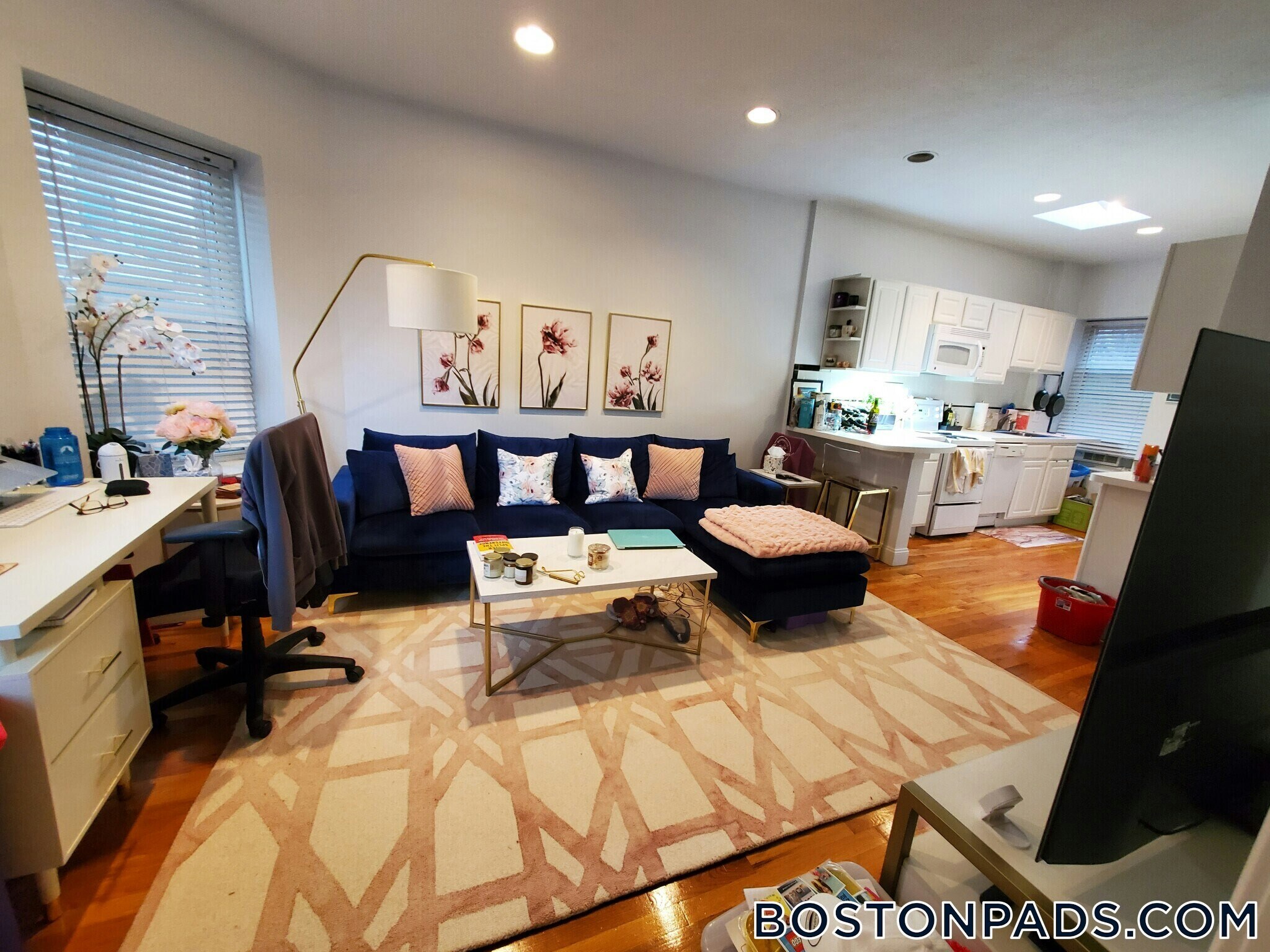 Building Photo - 57 Westland Ave