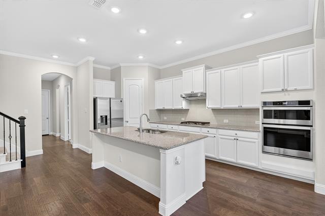 Building Photo - 12749 Friar St