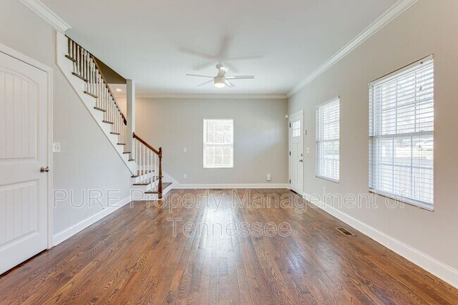 Building Photo - 1902 Bransford Ave