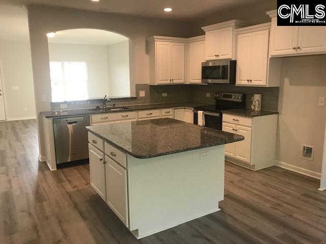 Building Photo - 1403 Tamarind Ln