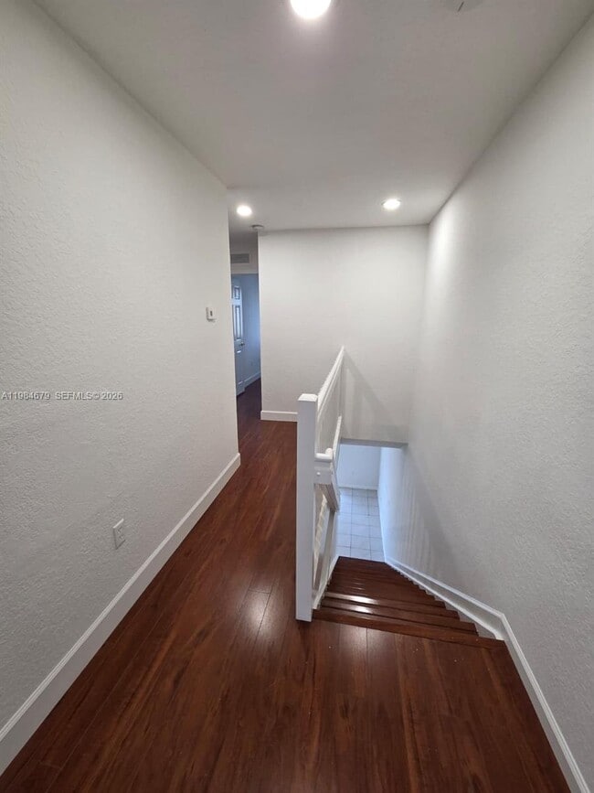 Building Photo - 8352 SW 27th St