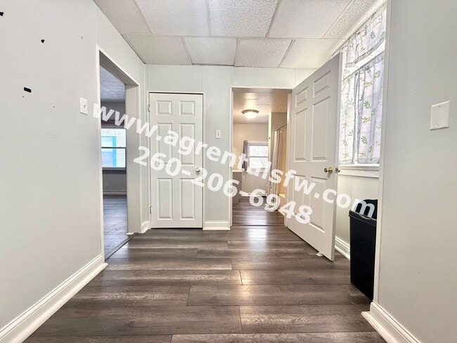 Building Photo - 1711 W Main St