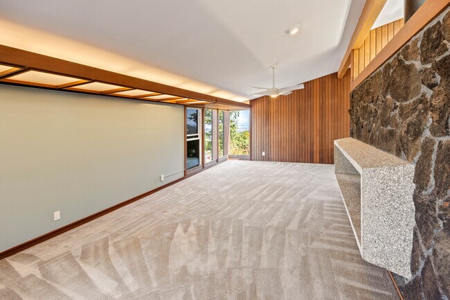 Building Photo - 100 Wimbledon Way