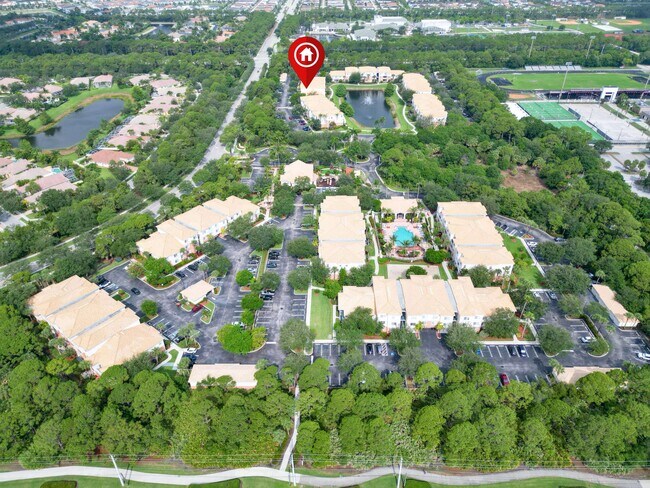 Building Photo - 9309 Myrtlewood Cir W