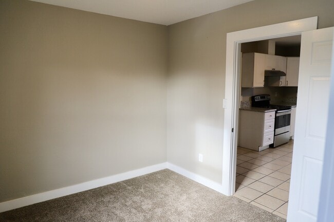 Building Photo - Recently Remodeled 3 bedroom 2 bath Home - Close to State Capitol - On BUS LINE