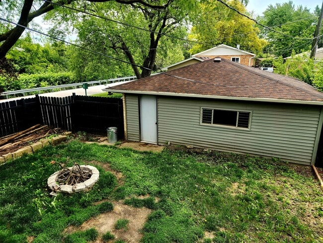 Building Photo - 3601 W 123rd Pl