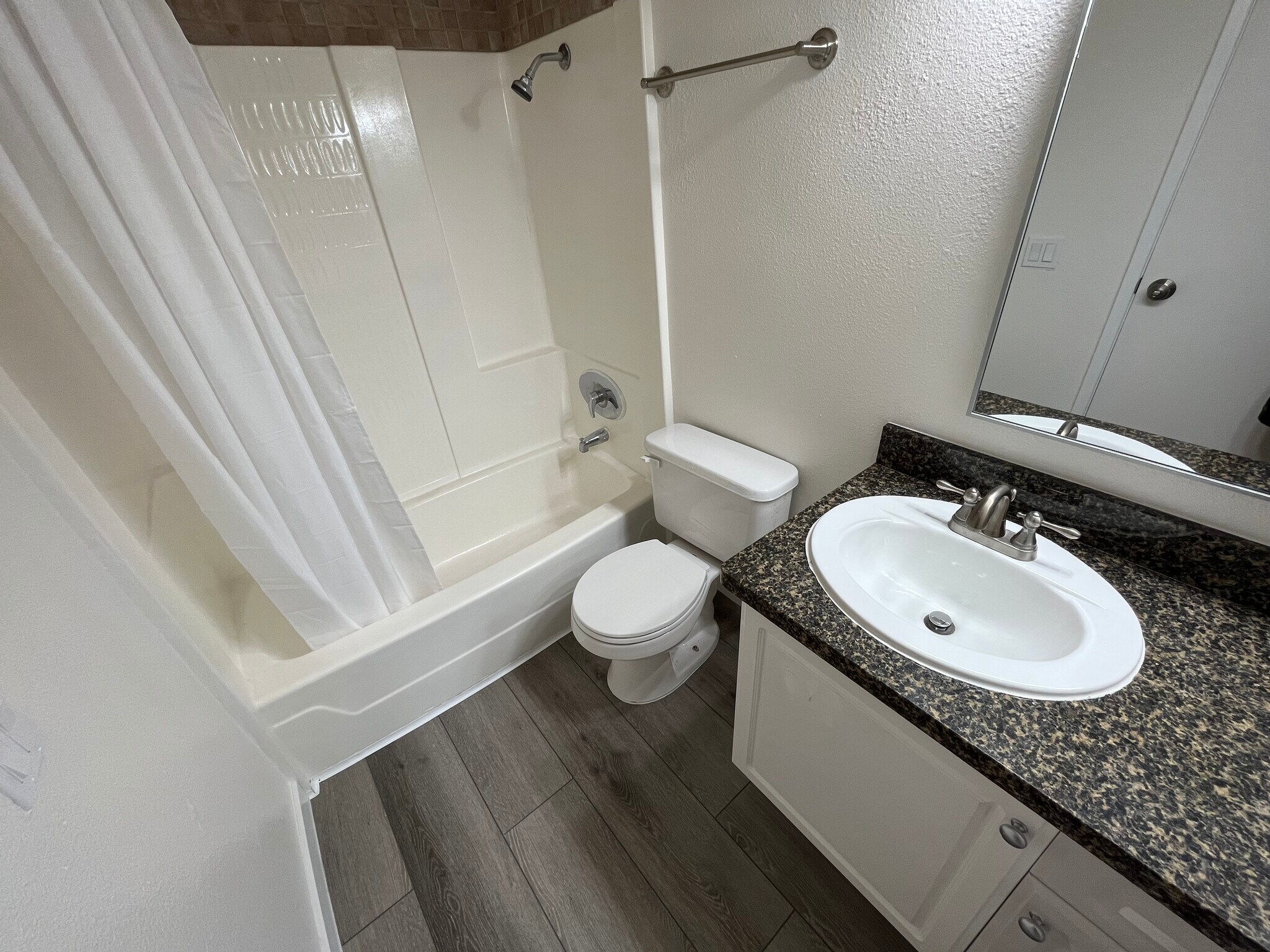 Building Photo - 17131 W Bernardo Dr