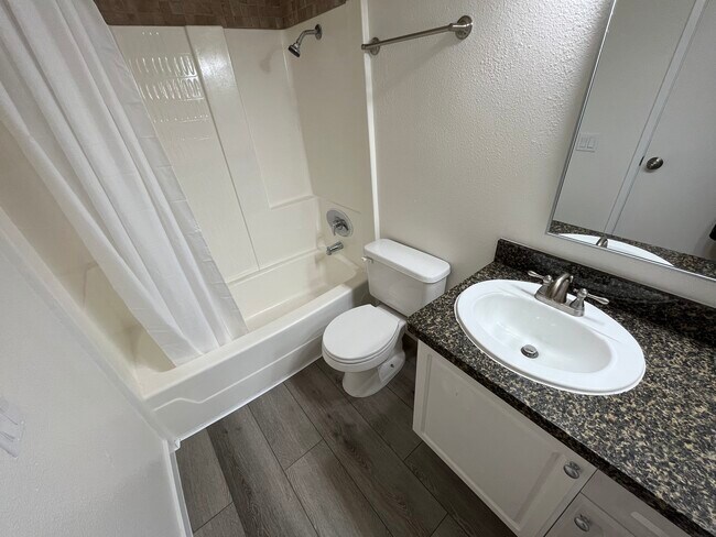 Building Photo - 17131 W Bernardo Dr