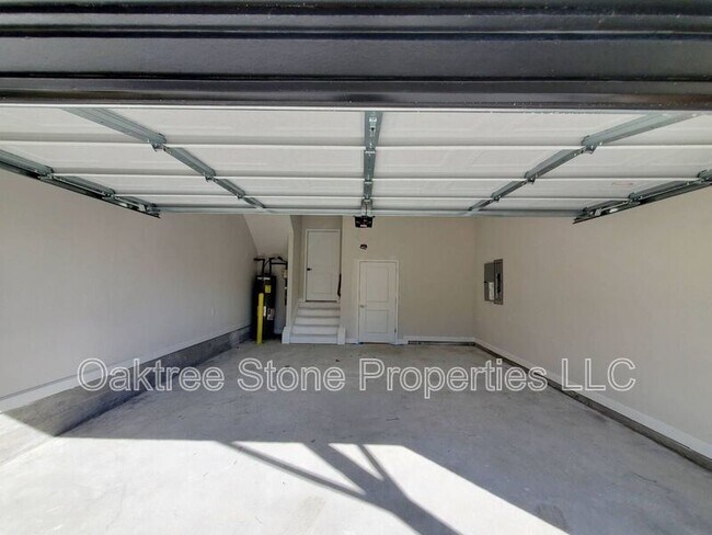 Building Photo - 2589 Ocean Walk Dr