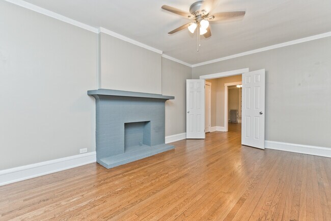 Building Photo - 1019 Dempster St