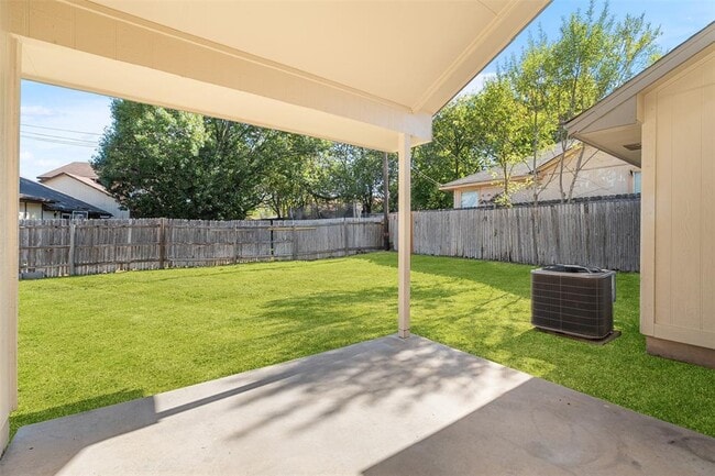 Building Photo - 16307 Essex Cove