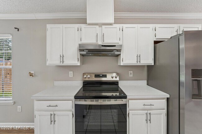 Building Photo - 1219 Stern Way