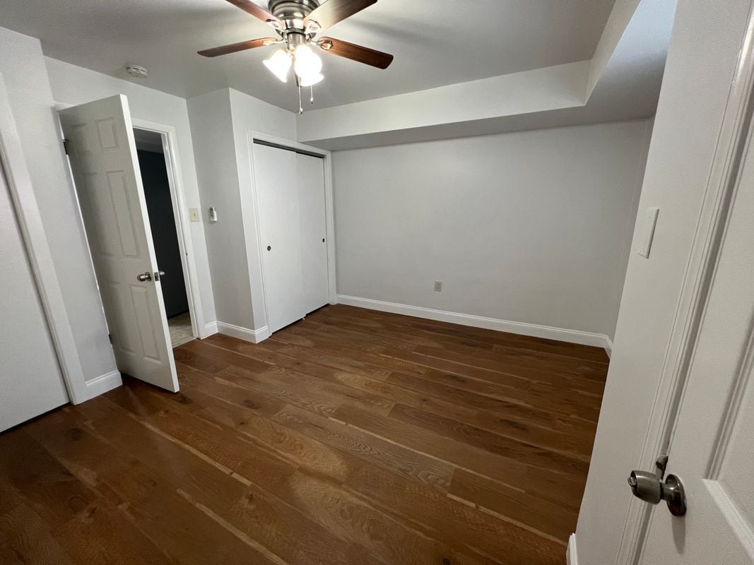 Building Photo - 2828 Brighton Pl