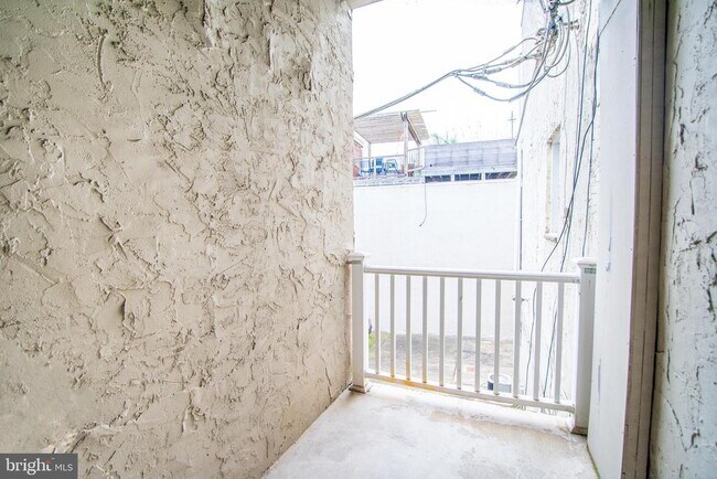 Building Photo - 1124 Passyunk Ave