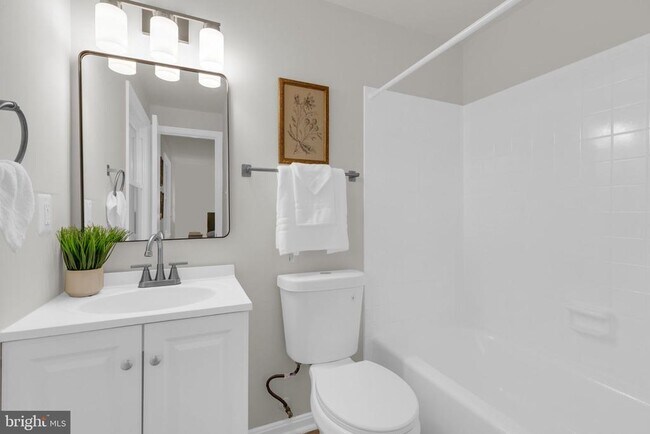 Building Photo - 3046 Talking Rock Dr