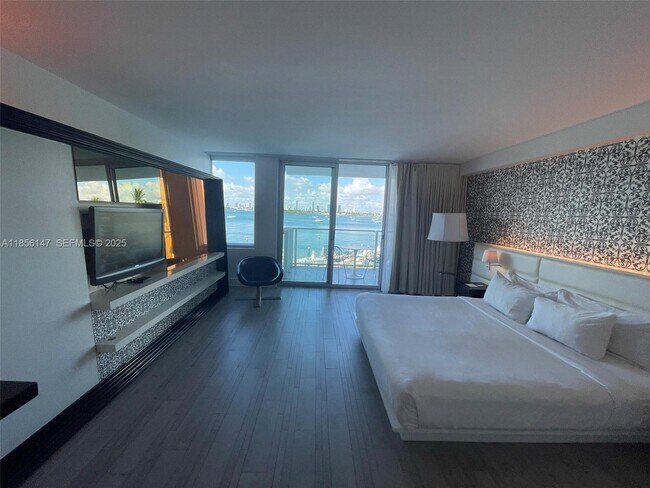 Building Photo - 1100 West Ave