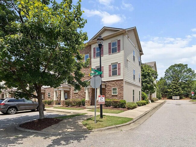 Building Photo - Build Equity Like a Homeowner – Lease to Own