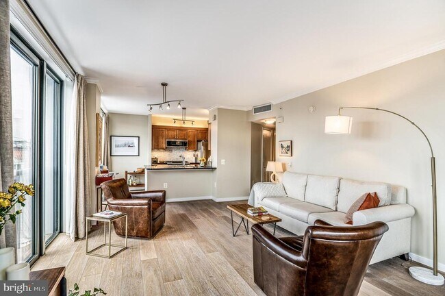 Building Photo - 631 D St NW