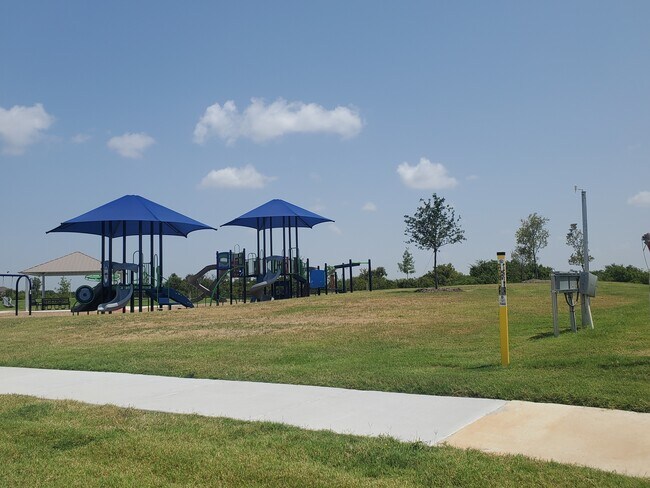 Building Photo - 248 Crowfoot Dr