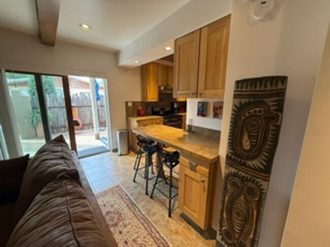 Building Photo - 2160 Calle de Arroyo