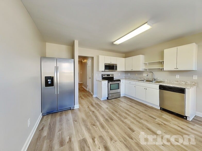 Building Photo - 2512 Landale Ct