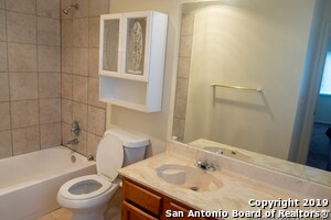 Building Photo - 9826 Meadow Br