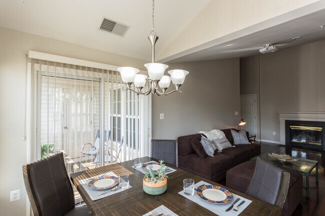 Building Photo - 7507 Snowpea Ct