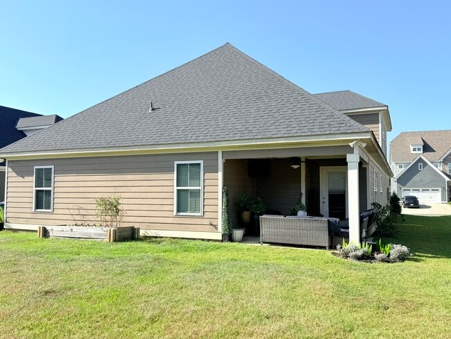 Building Photo - 229 Paxton Lp