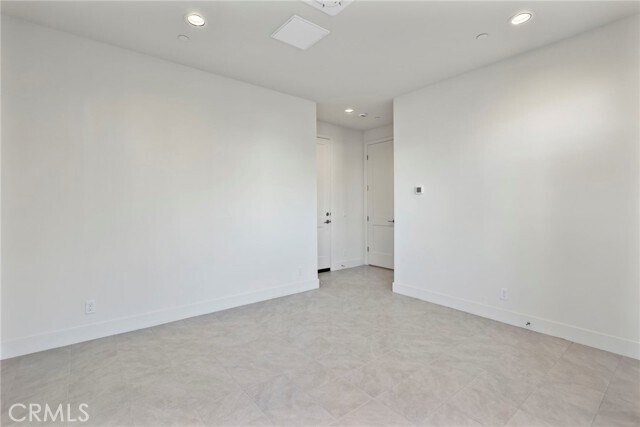 Building Photo - 19071 Main St