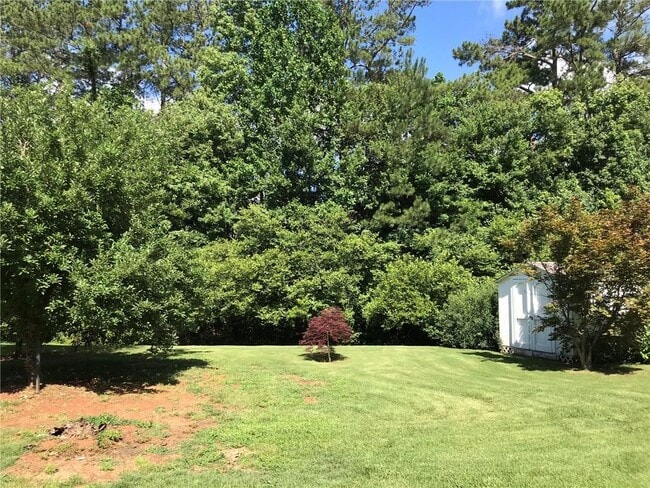 Building Photo - 2017 Grove Park Ct