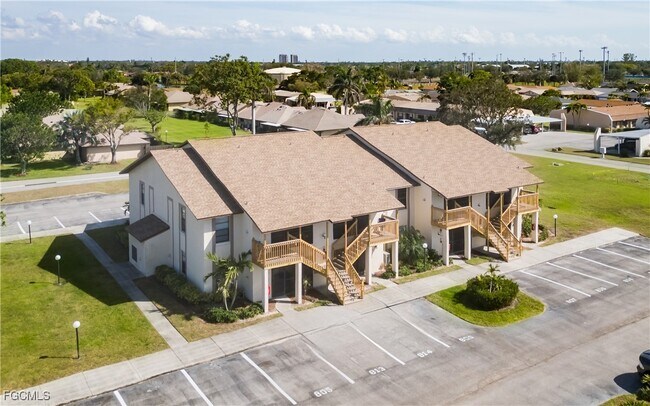 Building Photo - 9350 Lennex Ln