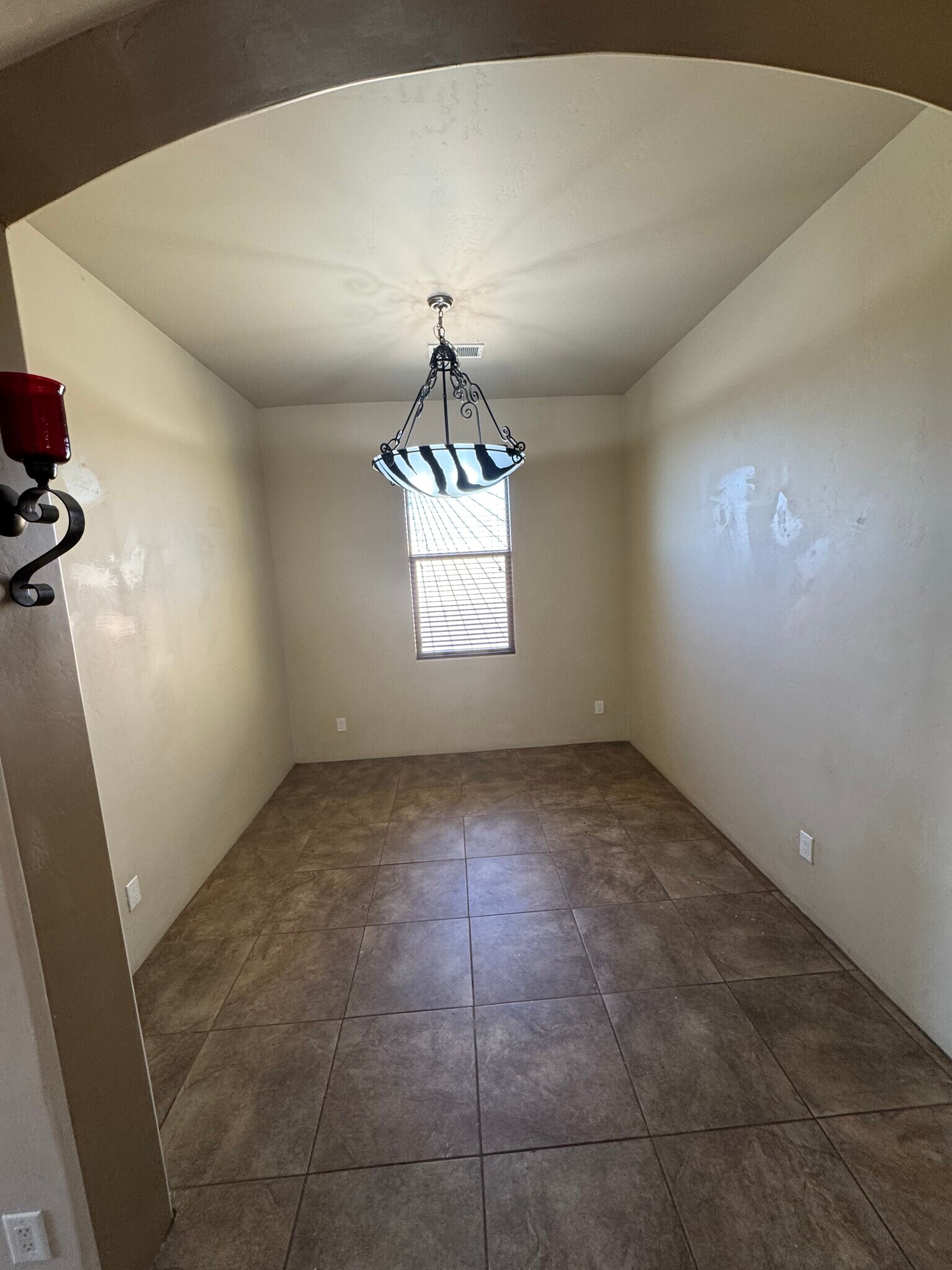 Building Photo - 4600 6th St NW