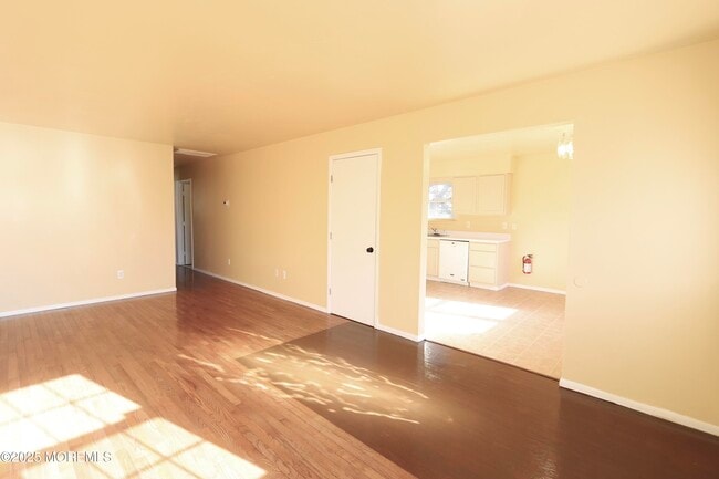 Building Photo - 2208 Adams Ave