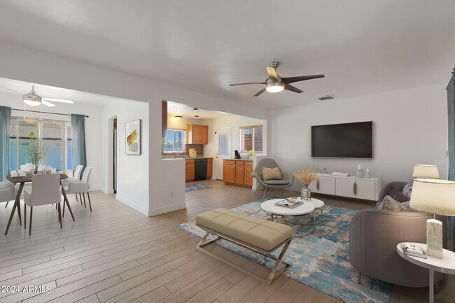 Building Photo - 7225 N 19th Dr