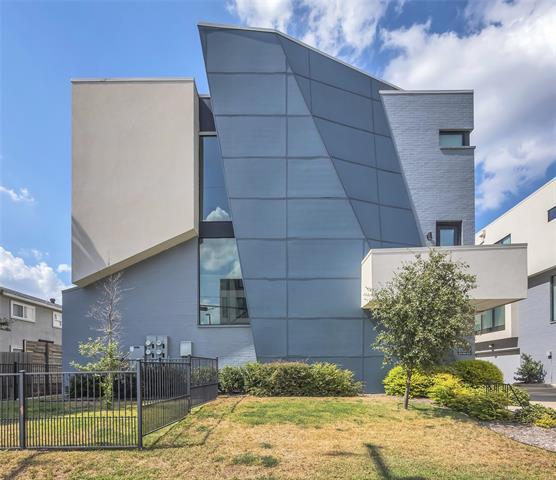 Building Photo - 4703 Munger Ave