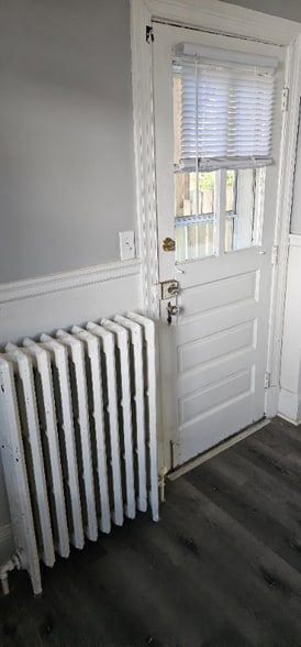Building Photo - 1206 Lorraine Ave