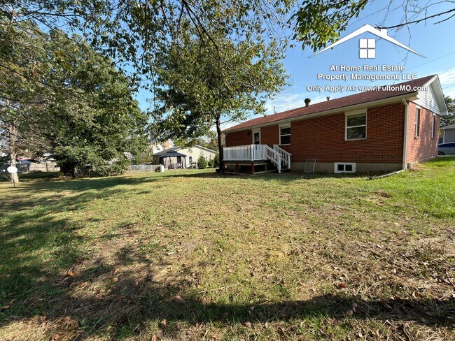 Building Photo - 607 Crestwood Dr