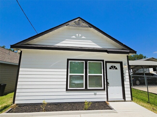 Primary Photo - 11897 Nelwood St