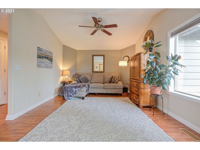 Building Photo - 14096 S Jacobs Way