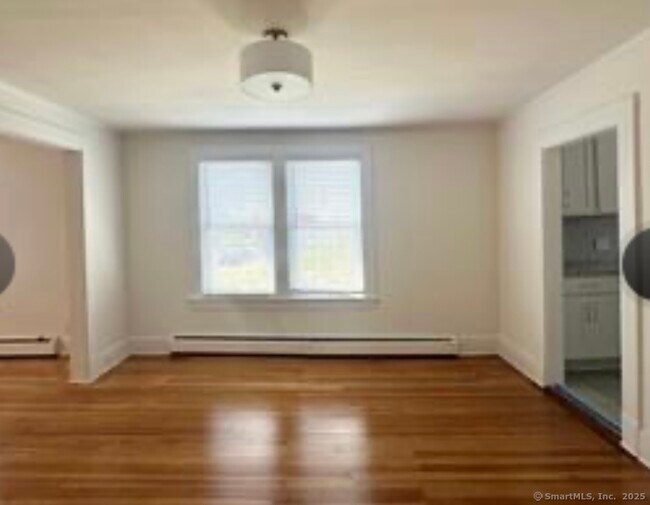 Building Photo - 251 Quinnipiac St