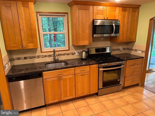 Building Photo - 11717 Happy Choice Ln