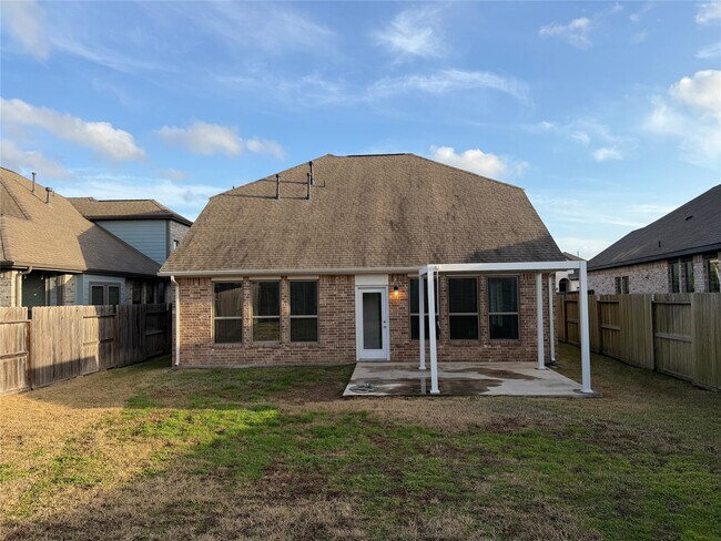 Building Photo - 8711 Windsong Trail Dr