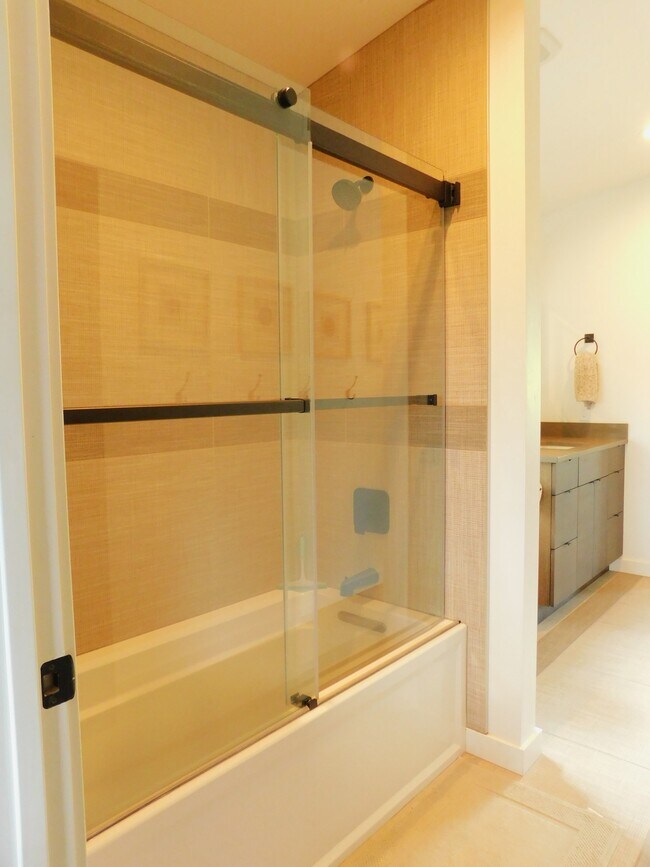 Building Photo - 55 Shady Pnes Ln