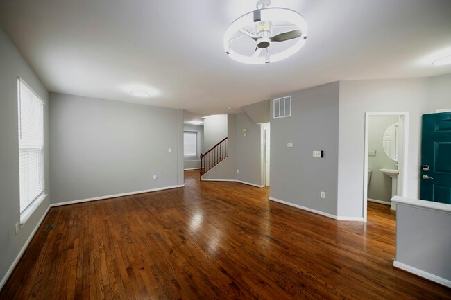 Building Photo - 21749 Tottenham Hale Ct