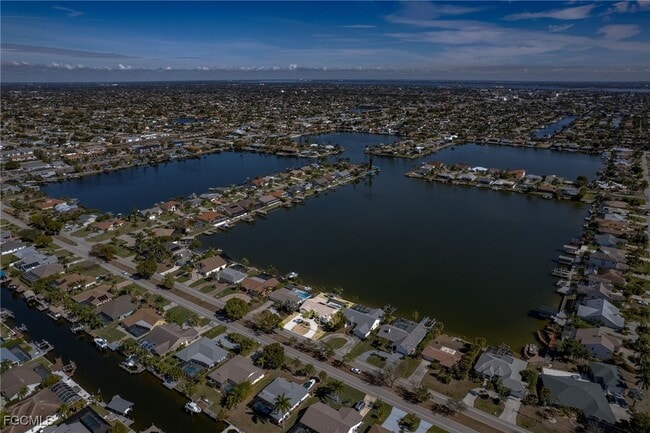 Building Photo - 5019 Skyline Blvd